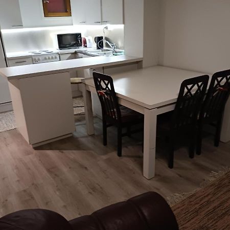 Apartment Reki โรวานิเอมิ ภายนอก รูปภาพ